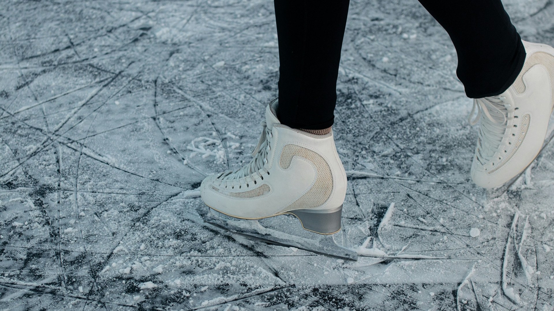 Іш қуысы бар қыздың порно видеосы