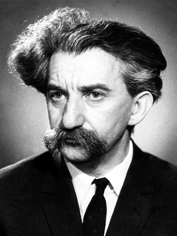 Юрий Лотман
