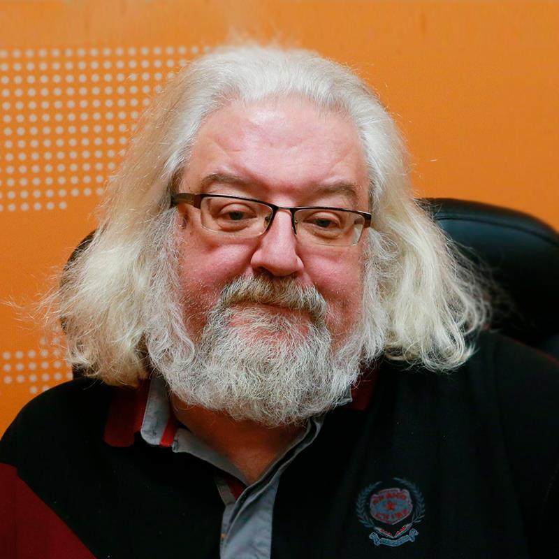 Андрей Максимов