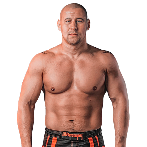 Александр Деревянко