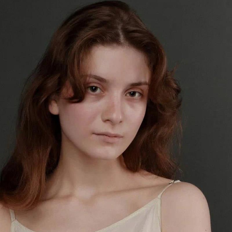 Постер Алиса Рейфер