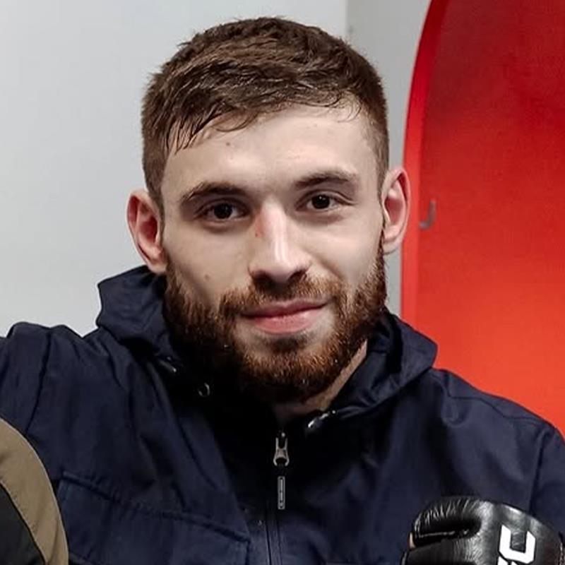 Эдуард Хубежов