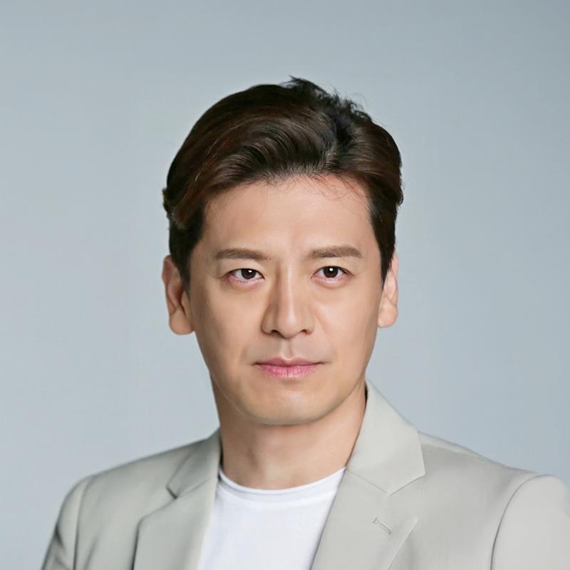 Постер Ли До-ёп