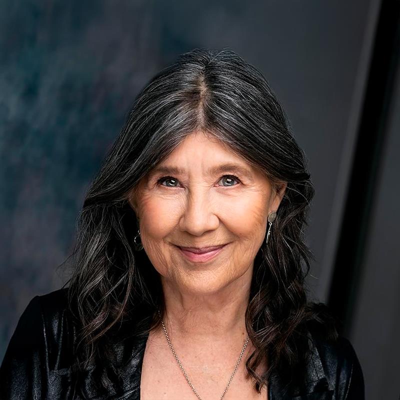 Постер Кира Харпер