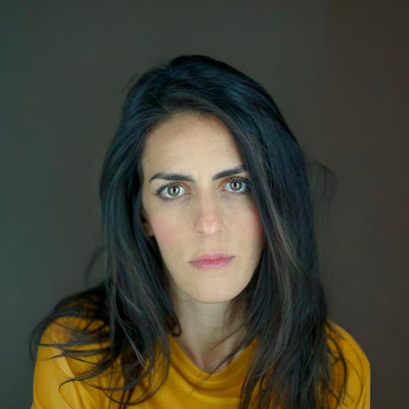 Постер Лусиана Паэс