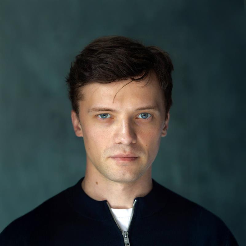 Постер Арсений Тополага