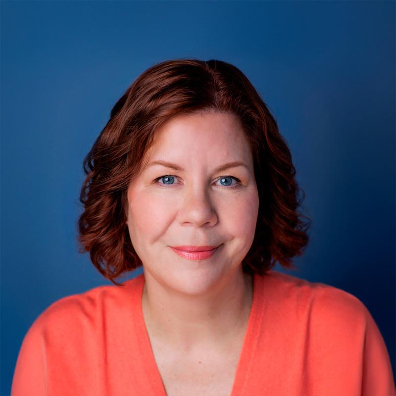 Постер Лесли Мирза