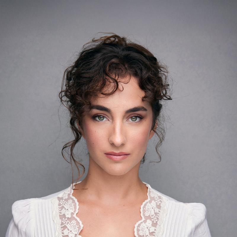 Постер Мария Кабальеро