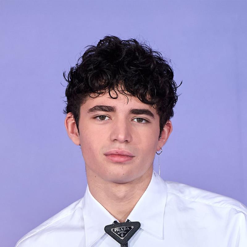 Постер Уго Арбуэс