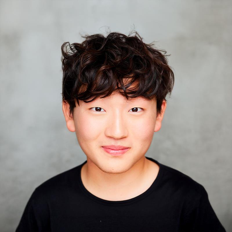 Постер Эмерсон Мин