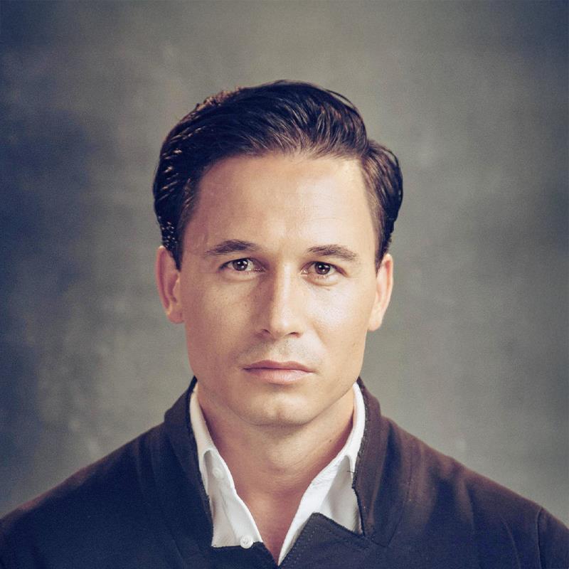 Постер Николай Цонку