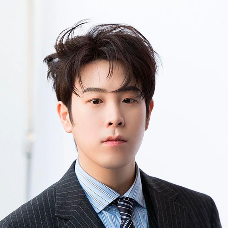 Постер Пхё Джи-хун