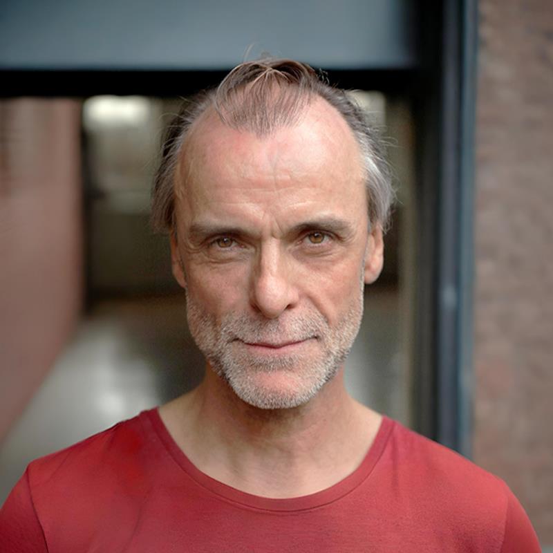 Постер Филлип Рош