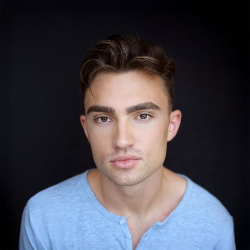 Постер Андре Энтони