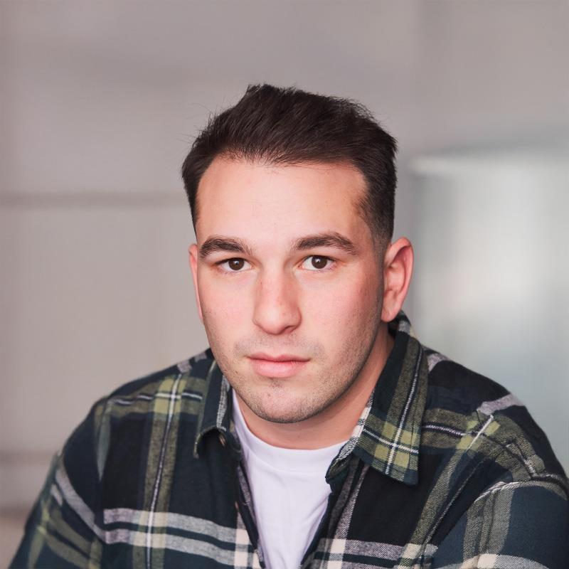 Постер Захари Т.Роббинс