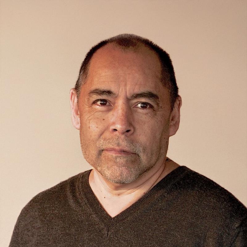 Постер Гильермо Риос