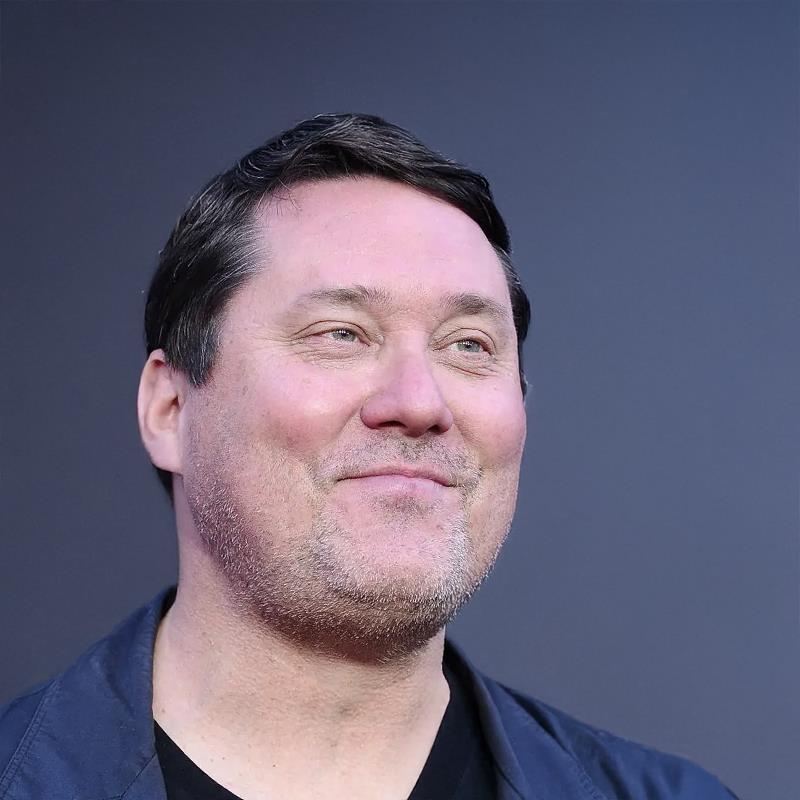 Постер Даг Бенсон