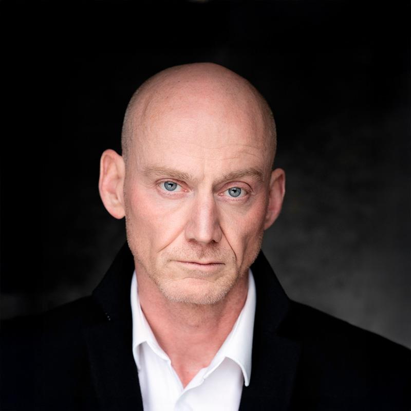 Постер Десмонд Эдвардс