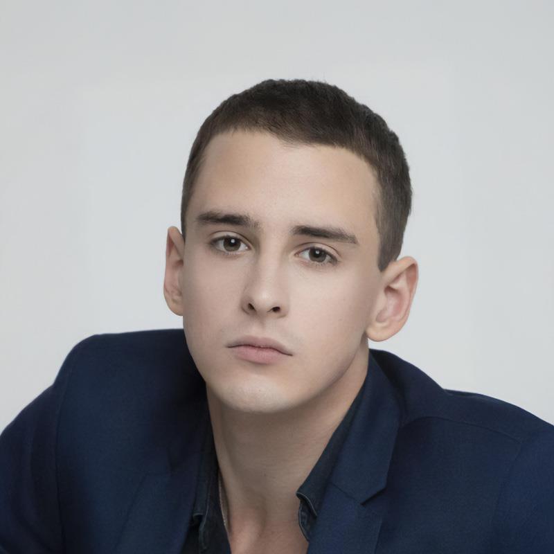 Постер Матвей Астраханцев