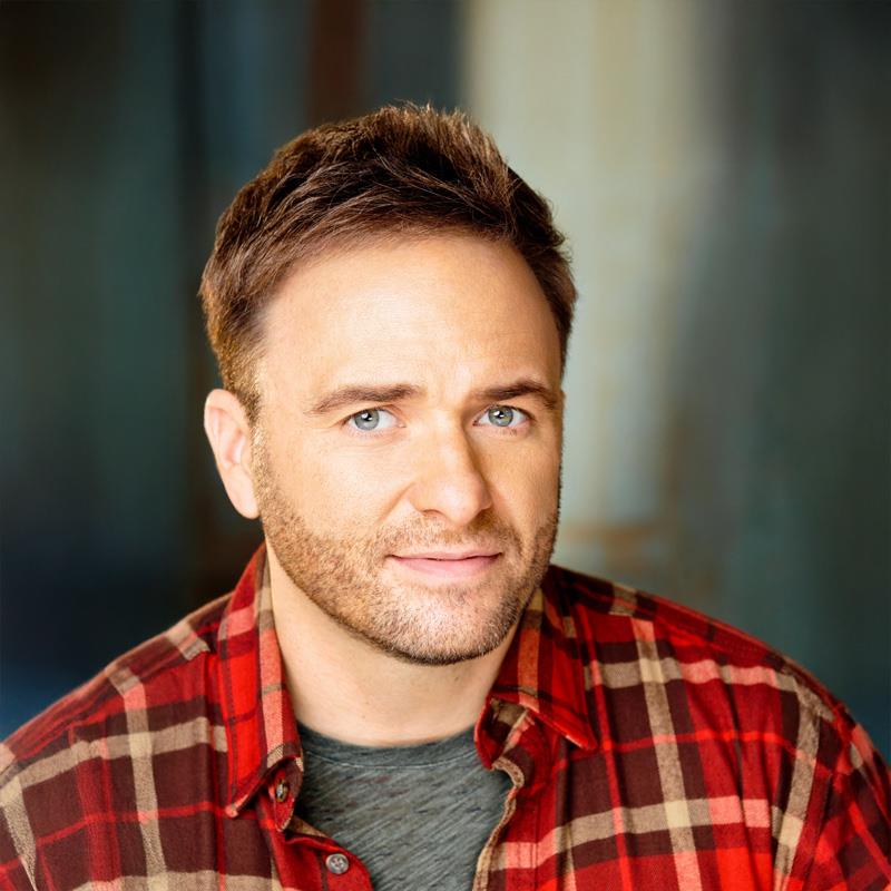 Постер Кристофер Мосс