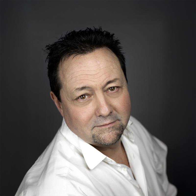 Постер Максим Сергеев