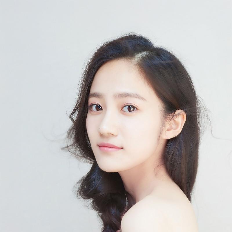 Постер Мелоди Тан