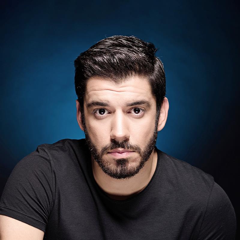 Постер Серкан Тынмаз