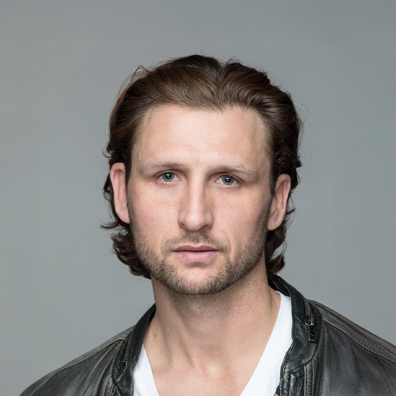 Постер Уэс Хагер