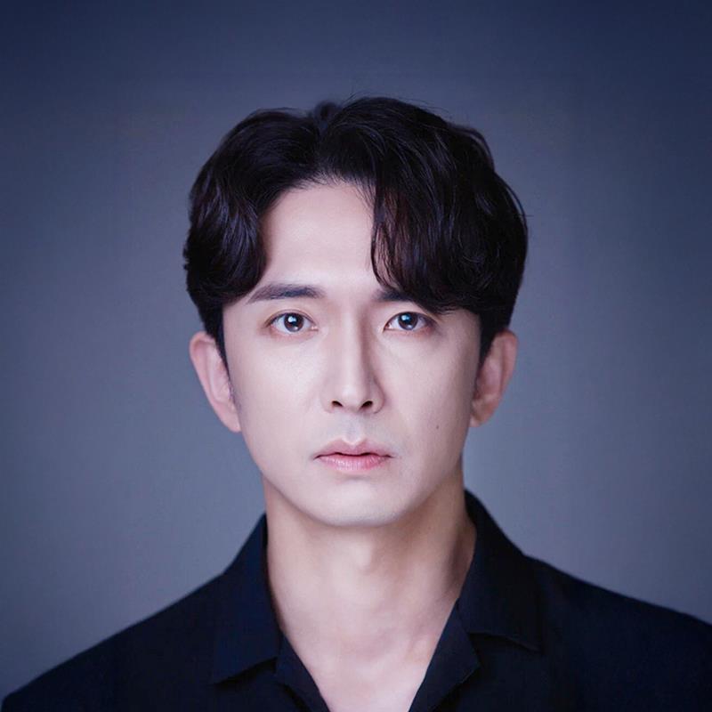 Постер Юн На-му