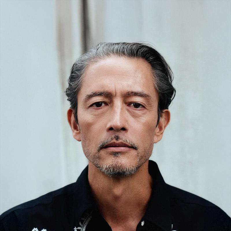 Постер Байрон Бишоп