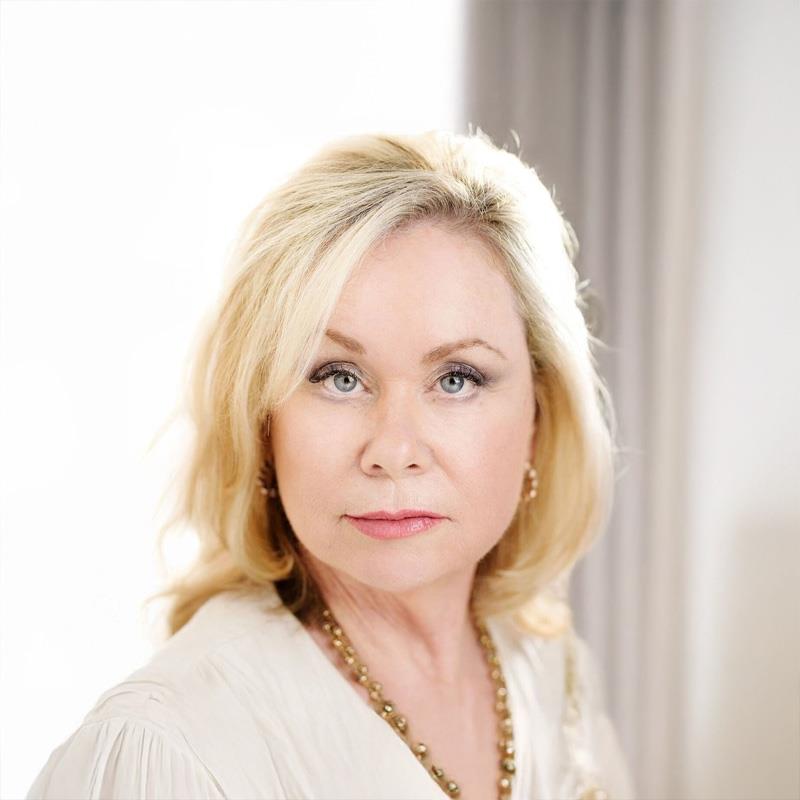 Постер Кристин Амор