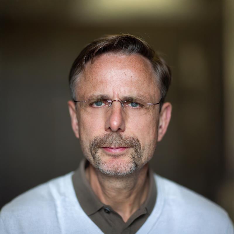 Постер Кристоф Россиньон