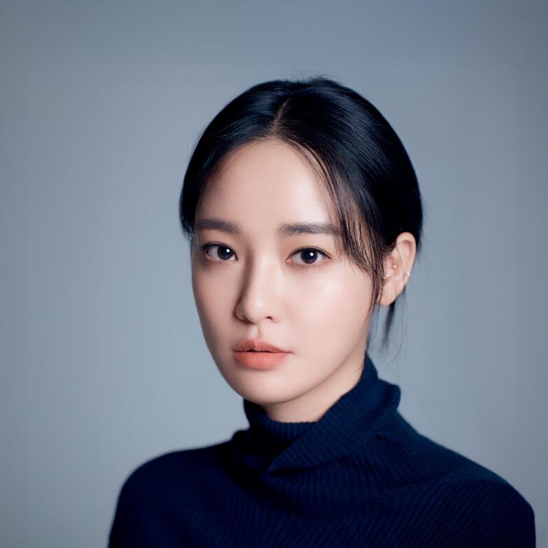 Постер Ли Джу-ён