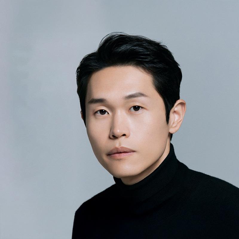 Постер Кан Гир-у