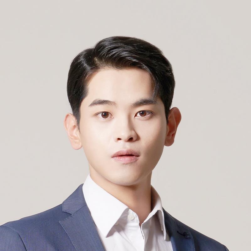 Постер Ким У-джин