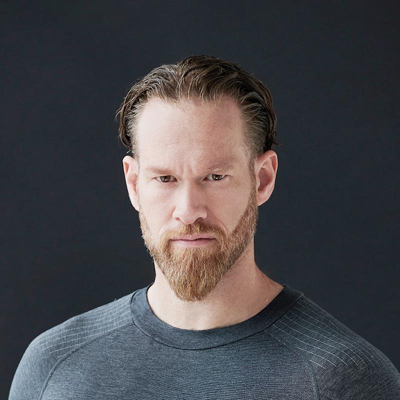 Постер Майкл Йонсон