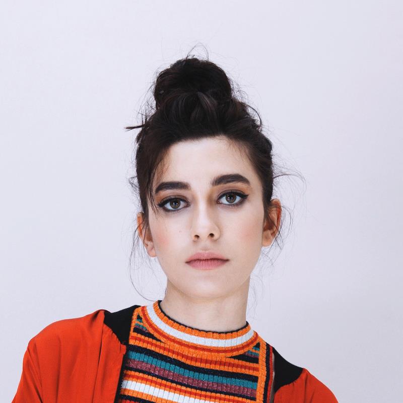 Постер Гёзде Мутлуэр