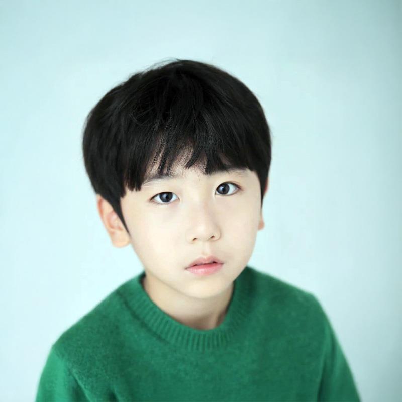 Постер Пак Чэ-джун