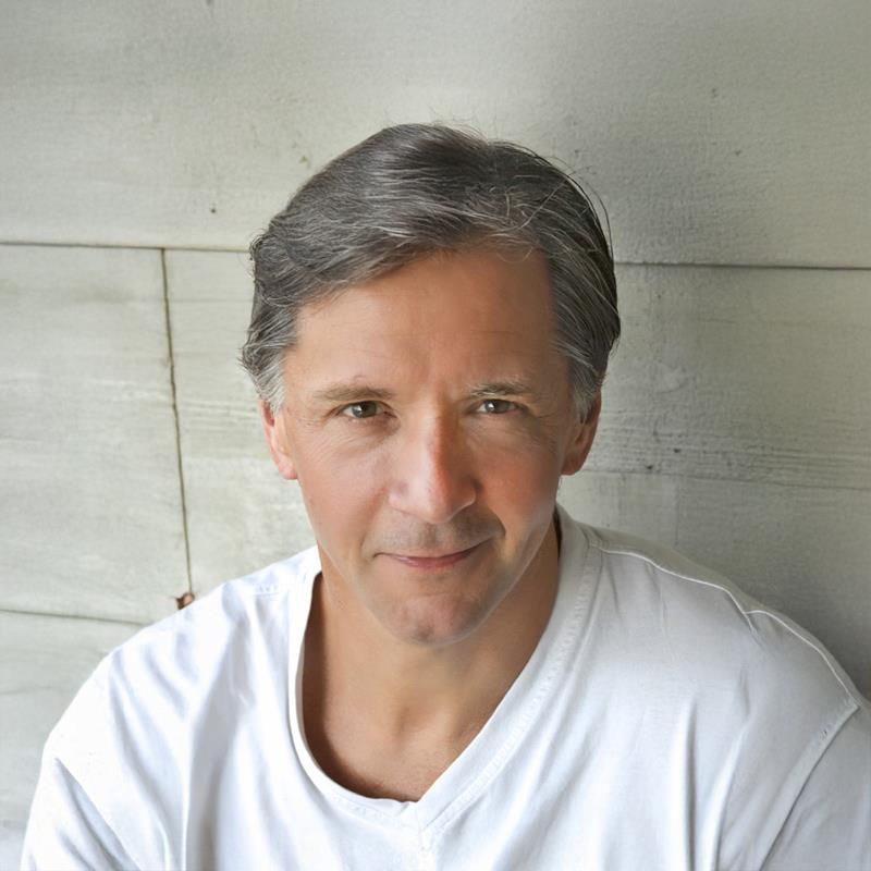 Постер Эбен Янг