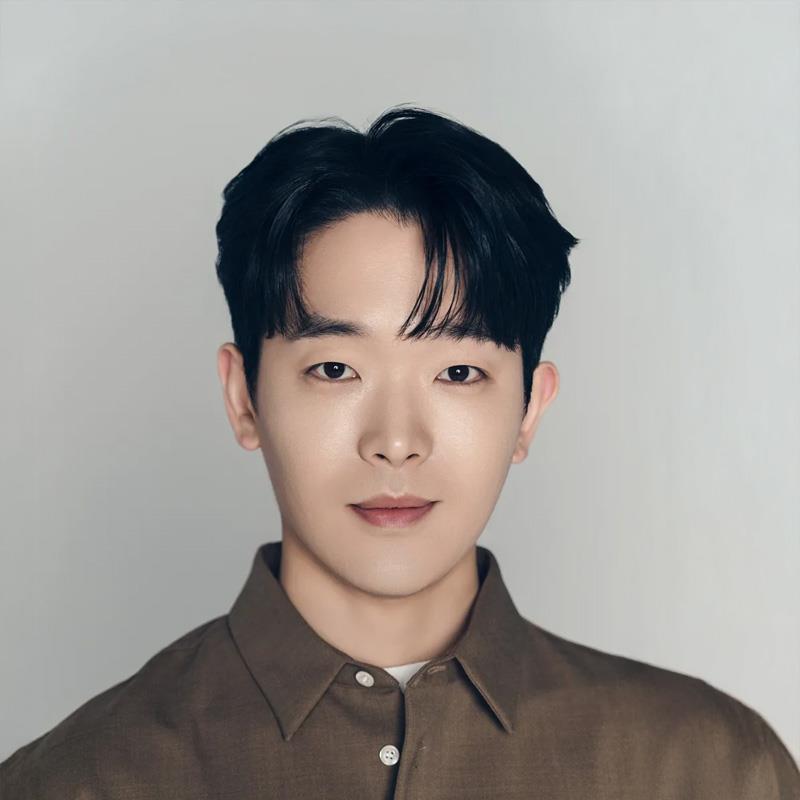 Постер Ли Гю-сон