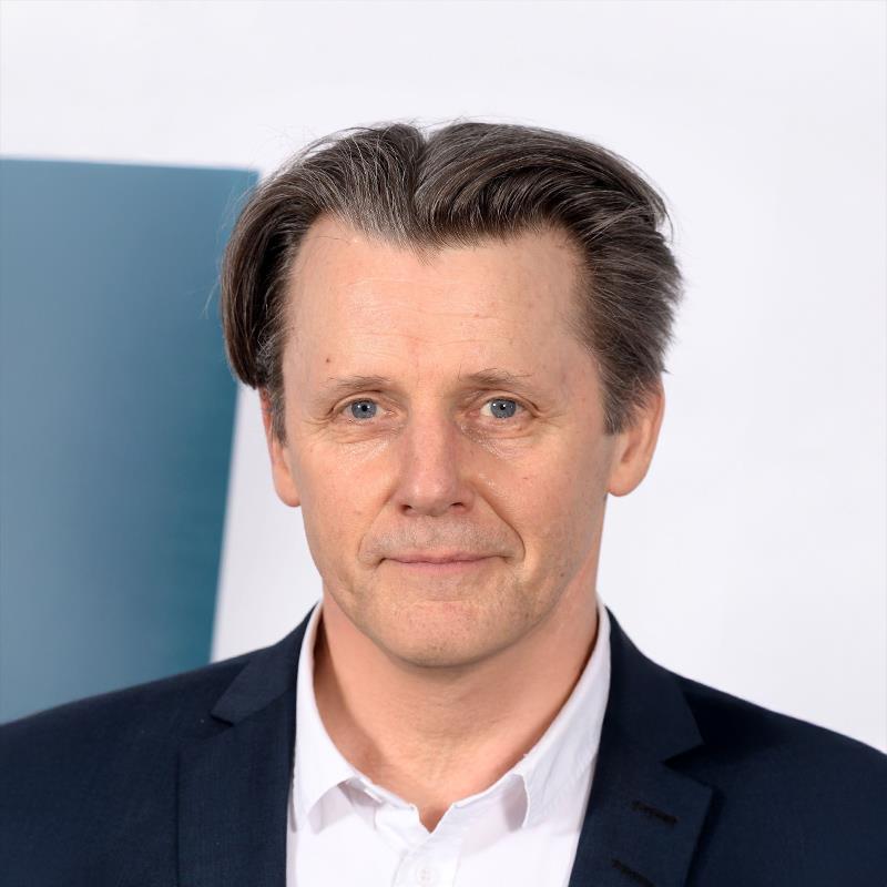 Постер Энтони Калф