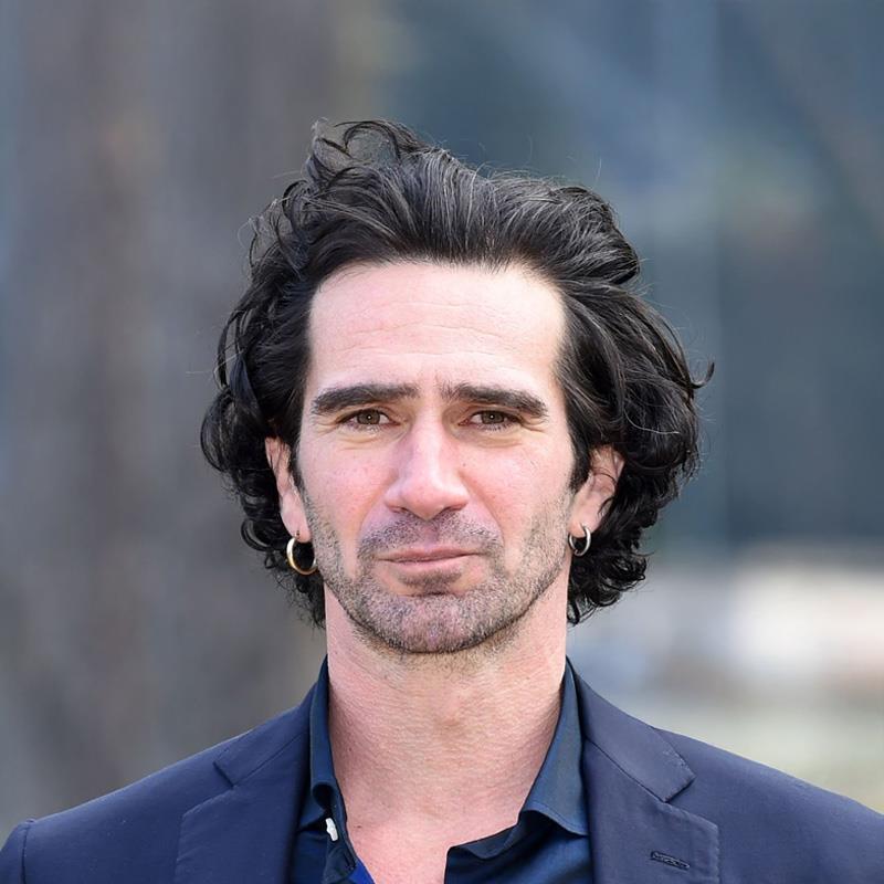 Постер Марио Сгуэлья