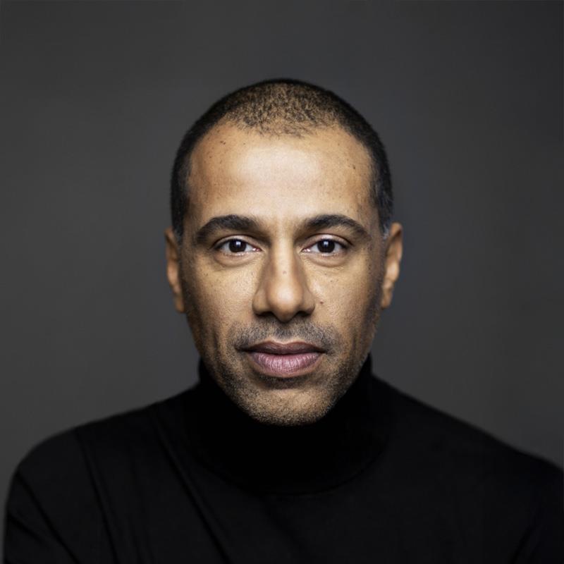 Постер Мартин-Дэвид Питерс