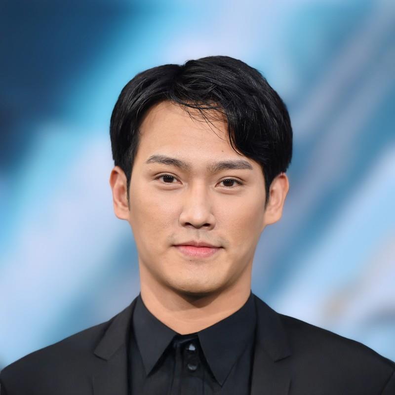 Постер Уэсли Вон