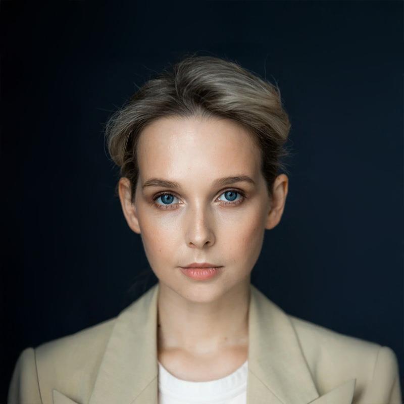 Постер Кристина Пирожкова