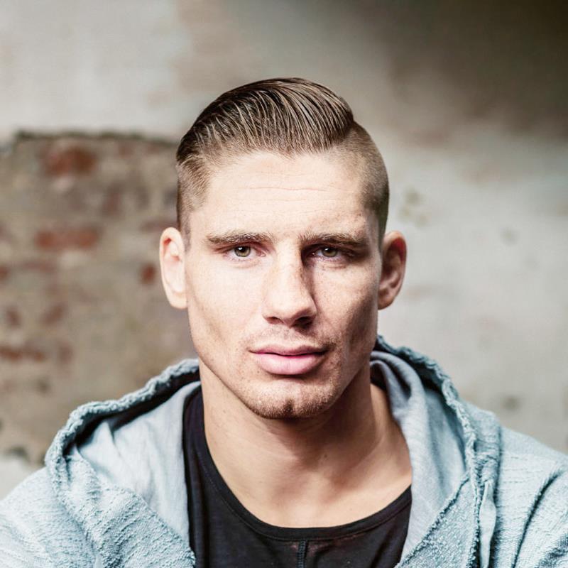 Постер Рико Верхувен