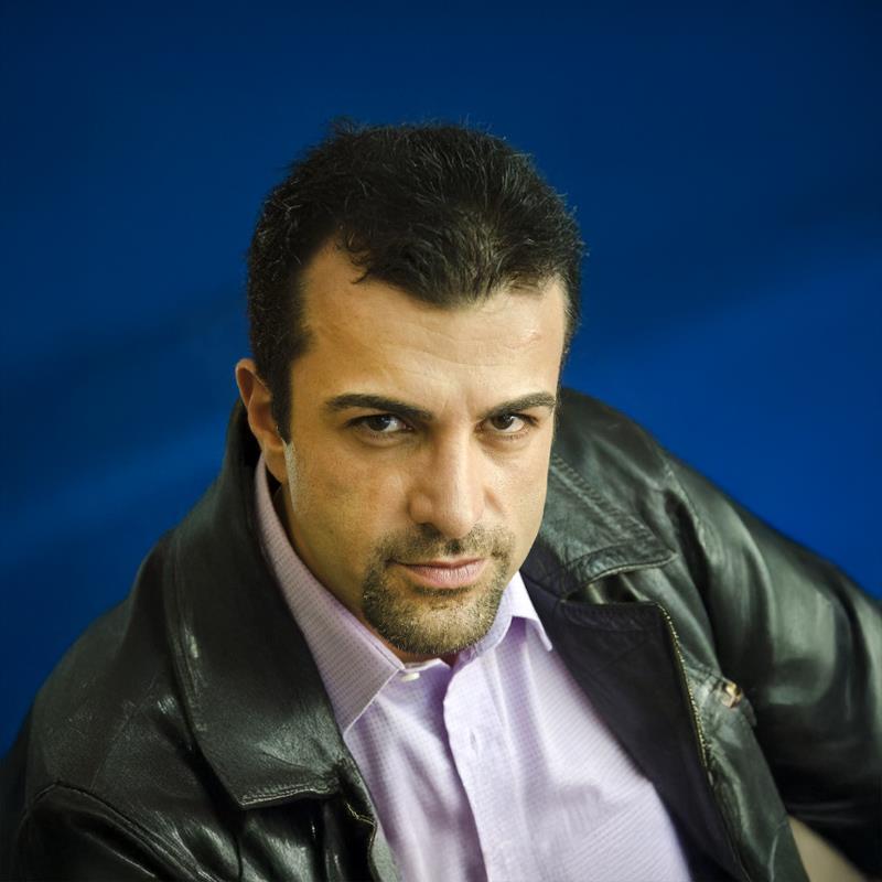 Постер Роберт Рабия