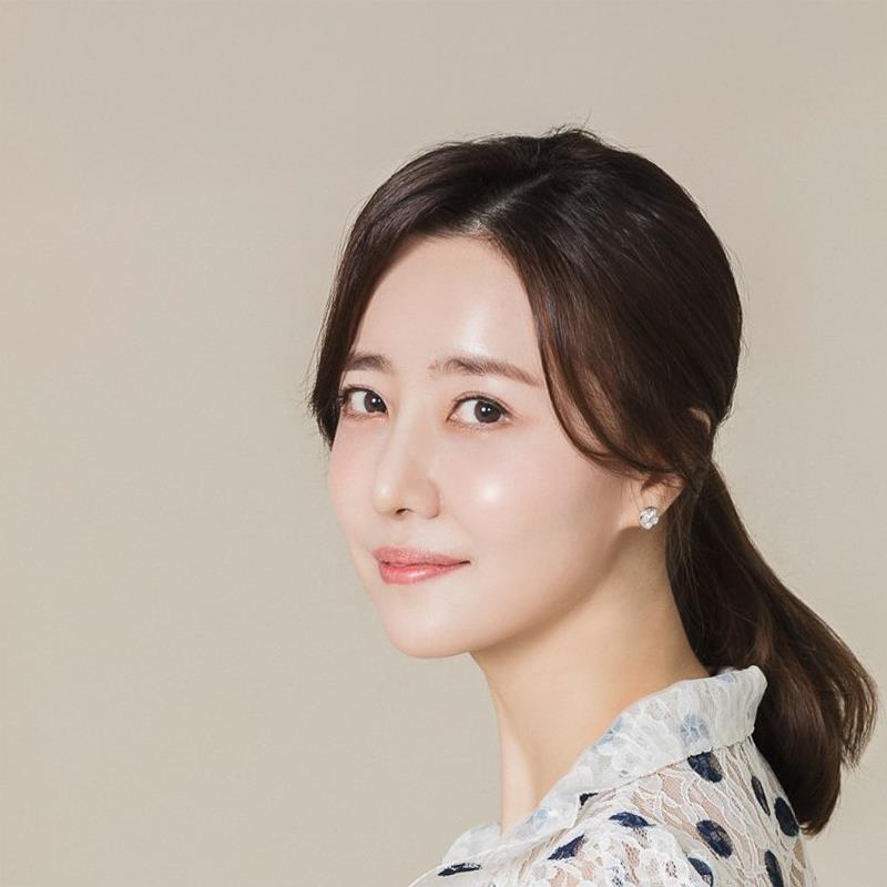 Постер Ким Хэ-ин