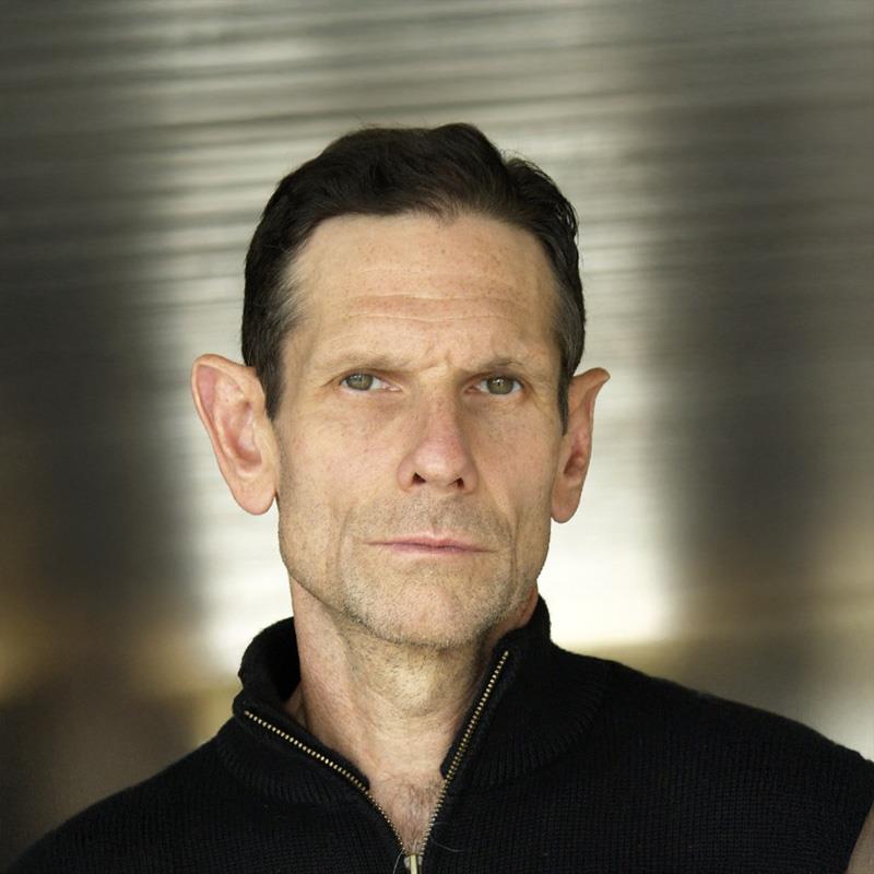 Постер Марк Джеффри Миллер