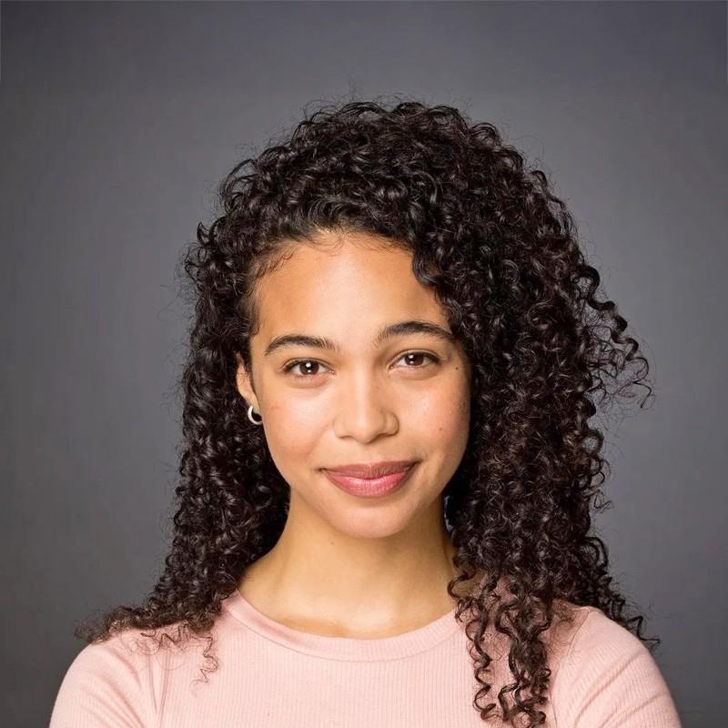 Постер Люси Анселл